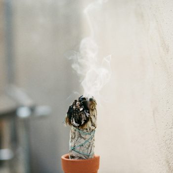 How to use Peruvian Incense