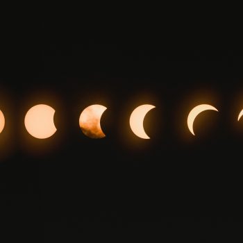 How does the Moon affect our mood & sleep cycles?