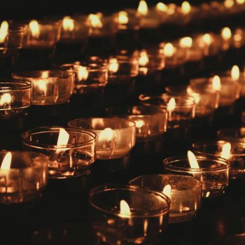 How to safely use a candle? A guide to safe candle use