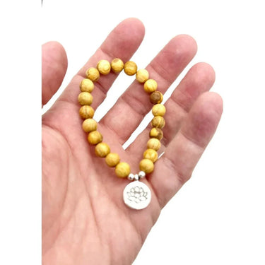 1747043281-20913000 - Sacred Essence