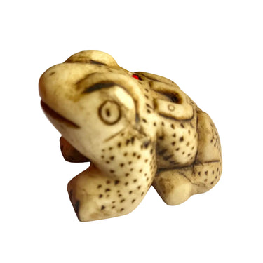 Frog Totem Altar Stone - Sacred Essence